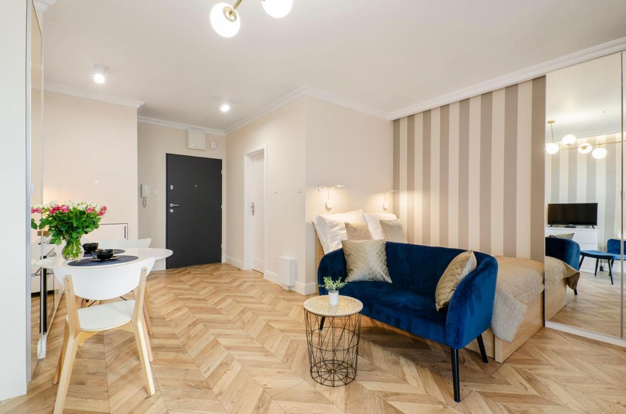 Sky Home- Blue Apartament -Manufaktura, Bezplatny Parking, Klima, Dostep Na Kod วูดช์ ภายนอก รูปภาพ