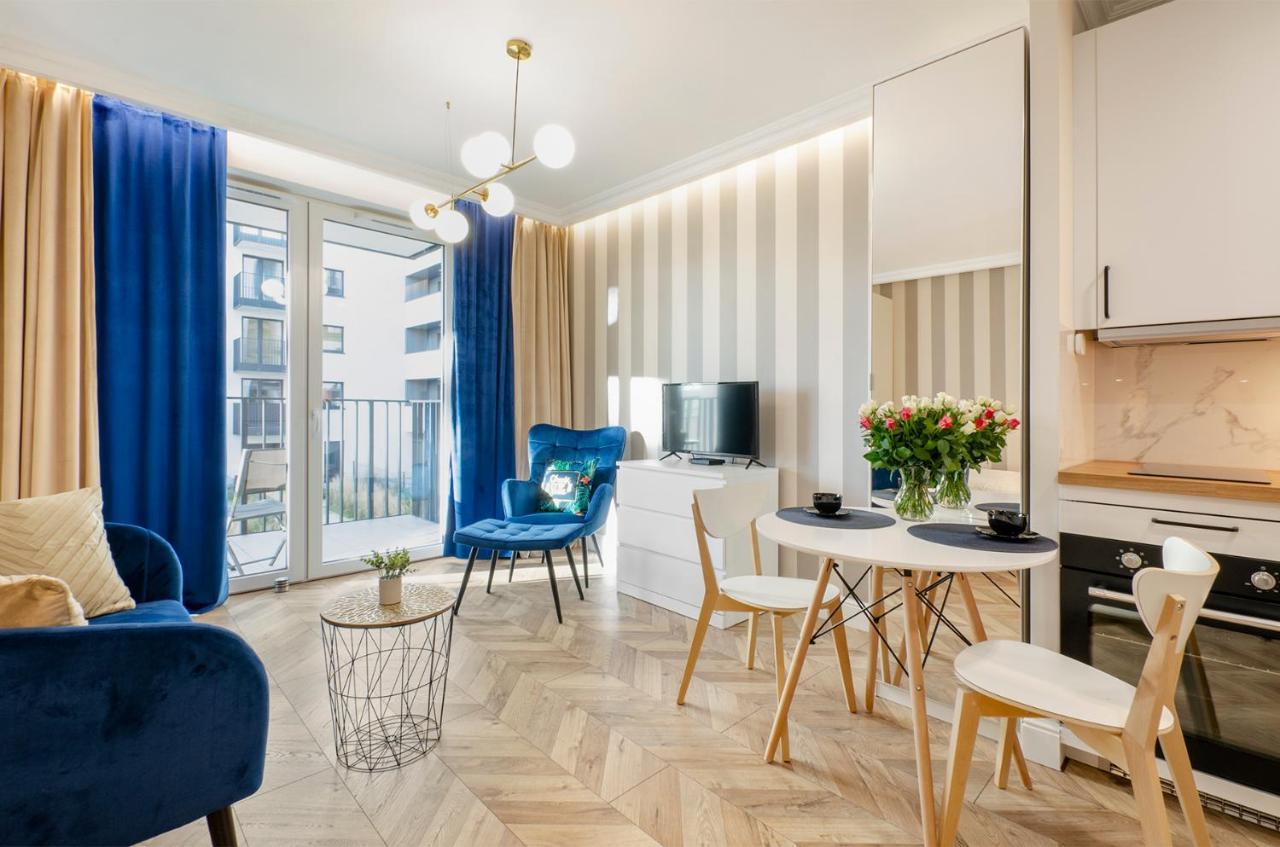 Sky Home- Blue Apartament -Manufaktura, Bezplatny Parking, Klima, Dostep Na Kod วูดช์ ภายนอก รูปภาพ